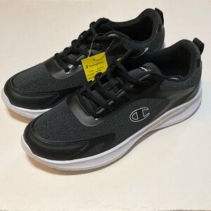 LAST CHANCE Men’s Champion Sneakers - Black Knit Size 9